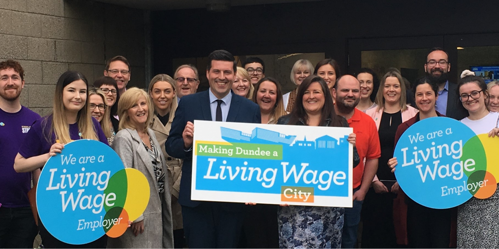 Living Wage Employers welcome Scottish Government Minister for Business, Fair Work & Skills to celebrate ‘Making Dundee a Living Wage City’